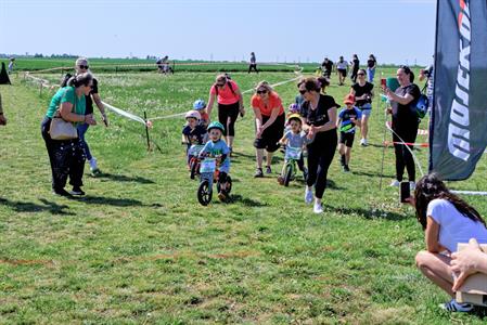 Sport * II. ročník - Kolo Cup & Ultraminifotbal Cup - dětské závody na velkopavlovickém letišti