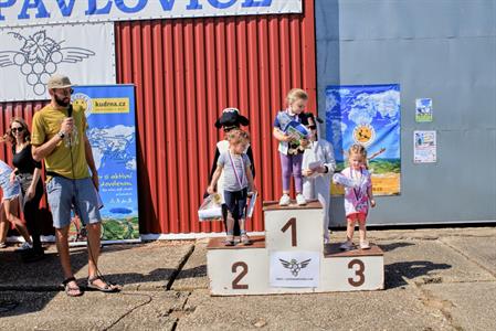 Sport * II. ročník - Kolo Cup & Ultraminifotbal Cup - dětské závody na velkopavlovickém letišti