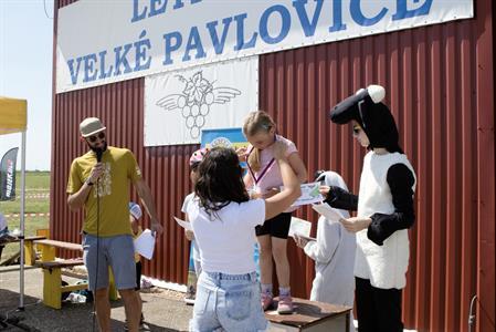 Sport * II. ročník - Kolo Cup & Ultraminifotbal Cup - dětské závody na velkopavlovickém letišti