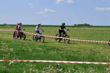 Sport * II. ročník - Kolo Cup & Ultraminifotbal Cup - dětské závody na velkopavlovickém letišti