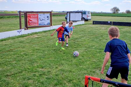 Sport * II. ročník - Kolo Cup & Ultraminifotbal Cup - dětské závody na velkopavlovickém letišti