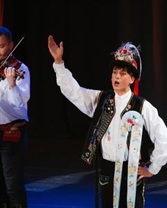 Kultura & folklor * Marek & Dominik, dvě zlata z přehlídky zpěváčků lidových písní Děti a píseň Slovácka ve Veselí nad Moravou