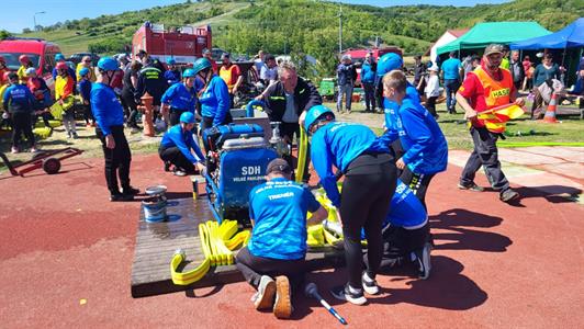 SDH * Mladí hasiči soutěžili v požárním útoku na domácí půdě ve Velkých Pavlovicích a v Kobylí