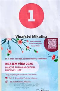 Spolek obcí Modré Hory * Májové putování okolím Modrých Hor; Modrohorská pecka; Meditrina - den plný cyklistiky a vína