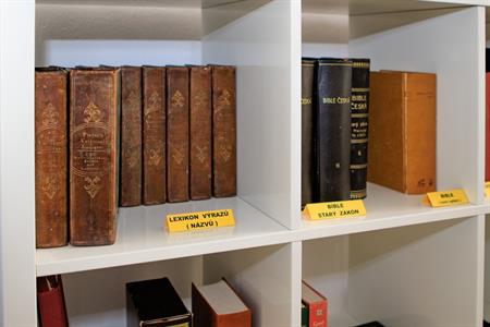 Farnost * Malé muzeum ve věži velkopavlovického kostela Nanebevzetí Panny Marie