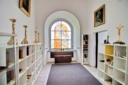 Farnost * Malé muzeum ve věži velkopavlovického kostela Nanebevzetí Panny Marie