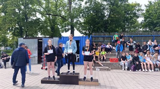 ZŠ * Úspěch na Olympiádě škol Hustopečska: 17 medailí a dva poháry pro naše žáky!