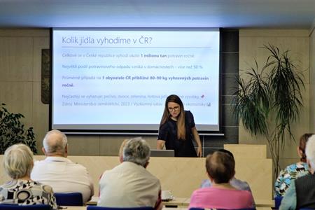 Senioři * Beseda s Mgr. Ing. Markétou Rozinkovou na téma ZDRAVÁ VÝŽIVA 