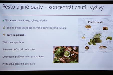 Senioři * Beseda s Mgr. Ing. Markétou Rozinkovou na téma ZDRAVÁ VÝŽIVA 