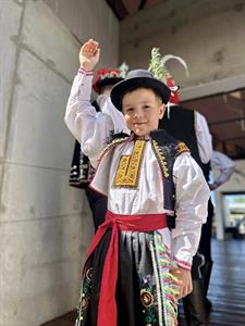 Kultura & folklor * Marek Hanák vítěz své kategorie na Národní přehlídce tanečníků verbuňku - Kunovské léto 2025