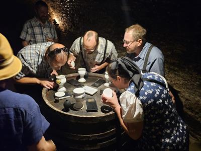 Víno & Vinařství * Do Habánského sklepa Vinařství Lacina zavítali Habáni z Kanady