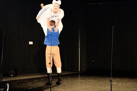 Kultura & folklor * VUS Ondráš; pásmo Z kraje do kraje ve velkopavlovické sokolovně