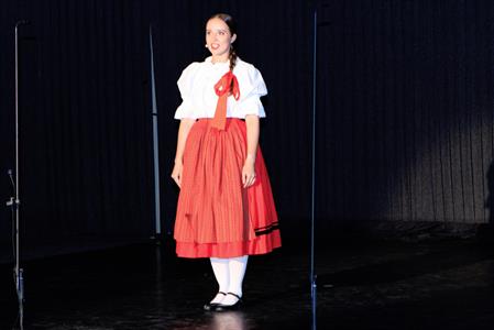 Kultura & folklor * VUS Ondráš; pásmo Z kraje do kraje ve velkopavlovické sokolovně