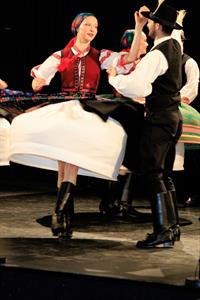 Kultura & folklor * VUS Ondráš; pásmo Z kraje do kraje ve velkopavlovické sokolovně