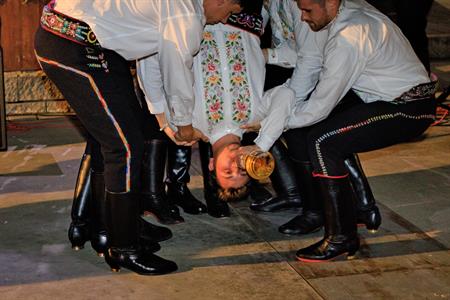 Folkór * Už víme, čí sú hody!
