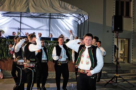 Folkór * Už víme, čí sú hody!