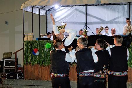 Folkór * Už víme, čí sú hody!