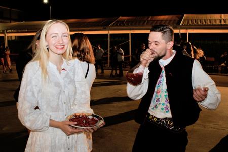 Folkór * Už víme, čí sú hody!