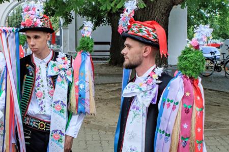 Kultura & folklor * HODY 2025 - Hodovní neděle 17. srpna 2025 - Slavnostní mše svatá a požádaní pana starosty o povolení hodů
