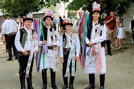 Kultura & folklor * HODY 2025 - Hodovní neděle 17. srpna 2025 - Slavnostní mše svatá a požádaní pana starosty o povolení hodů