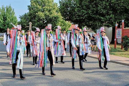 Kultura & folklor * HODY 2025 - Hodovní neděle 17. srpna 2025 - Slavnostní mše svatá a požádaní pana starosty o povolení hodů