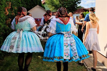 Kultura & folklor * HODY 2025 - Hodovní neděle 17. srpna 2025 - U první stárky Kláry Zborovské