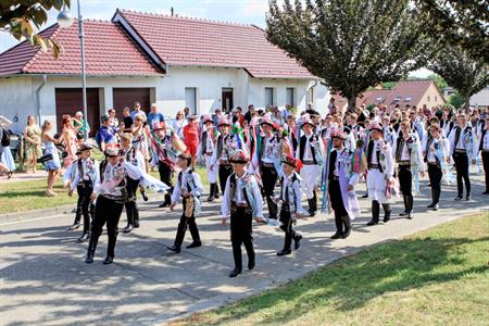 Kultura & folklor * HODY 2025 - Hodovní neděle 17. srpna 2025 - U první stárky Kláry Zborovské