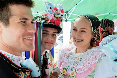 Kultura & folklor * HODY 2025 - Hodovní neděle 17. srpna 2025 - U první stárky Kláry Zborovské