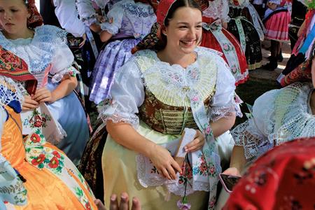 Kultura & folklor * HODY 2025 - Hodovní neděle 17. srpna 2025 - U první stárky Kláry Zborovské