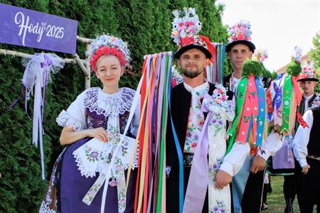 Kultura & folklor * HODY 2025 - Hodovní neděle 17. srpna 2025 - U první stárky Kláry Zborovské