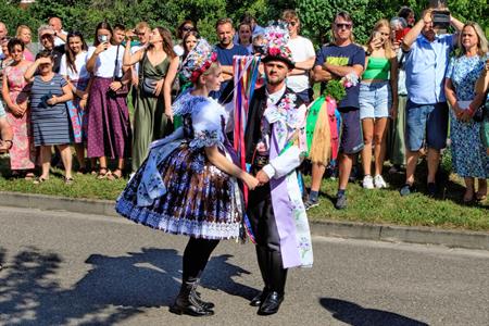 Kultura & folklor * HODY 2025 - Hodovní neděle 17. srpna 2025 - U první stárky Kláry Zborovské