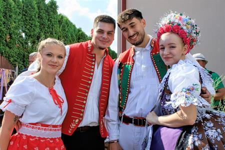 Kultura & folklor * HODY 2025 - Hodovní neděle 17. srpna 2025 - U první stárky Kláry Zborovské
