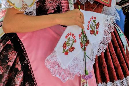 Kultura & folklor * HODY 2025 - Hodovní neděle 17. srpna 2025 - U první stárky Kláry Zborovské