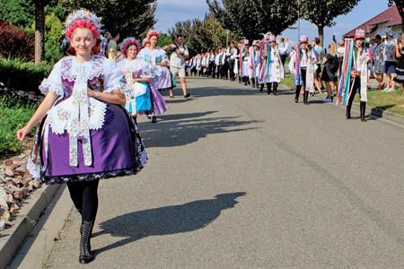 Kultura & folklor * HODY 2025 - Hodovní neděle 17. srpna 2025 - U první stárky Kláry Zborovské