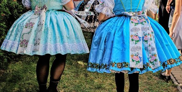 Kultura & folklor * HODY 2025 - Krása dívčího velkopavlovického kroje