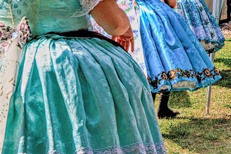 Kultura & folklor * HODY 2025 - Krása dívčího velkopavlovického kroje