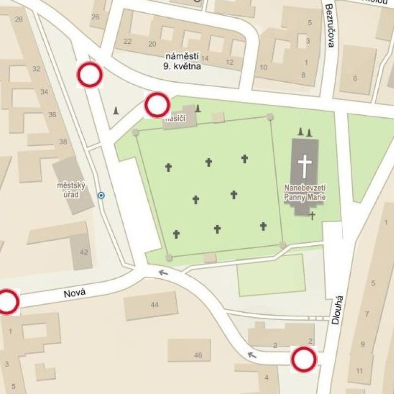 Upozornění na uzavření části ulice Nám. 9. května