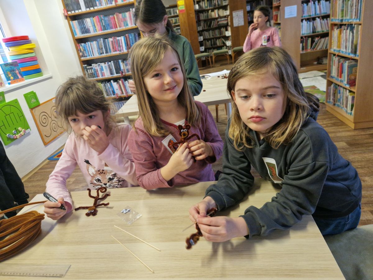 Na přespávačce nechyběla opička Žofka ani bláznivá zvířata