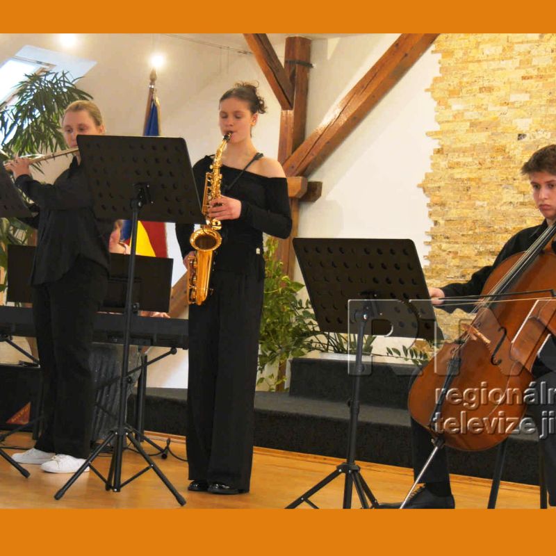 Videoreportáž RTV Jih - Po letech opět spolu: hudba spojila Velké Pavlovice a Senicu