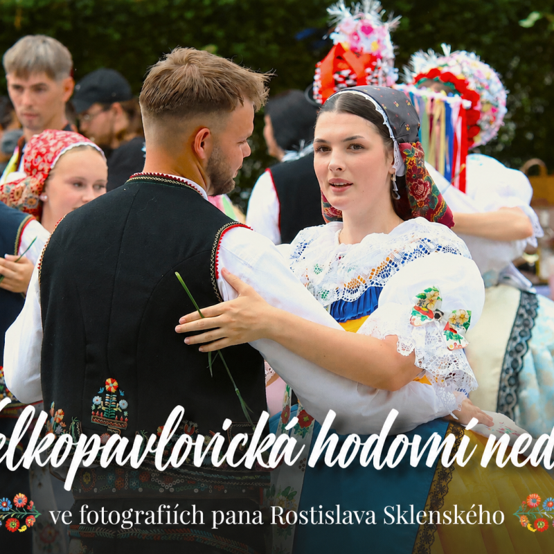 Nedělní hodovní veselí ve fotografiích Rostislava Sklenského